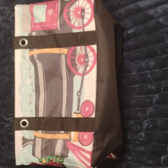 Thirty-One Train Bag - Picture 2 of 8